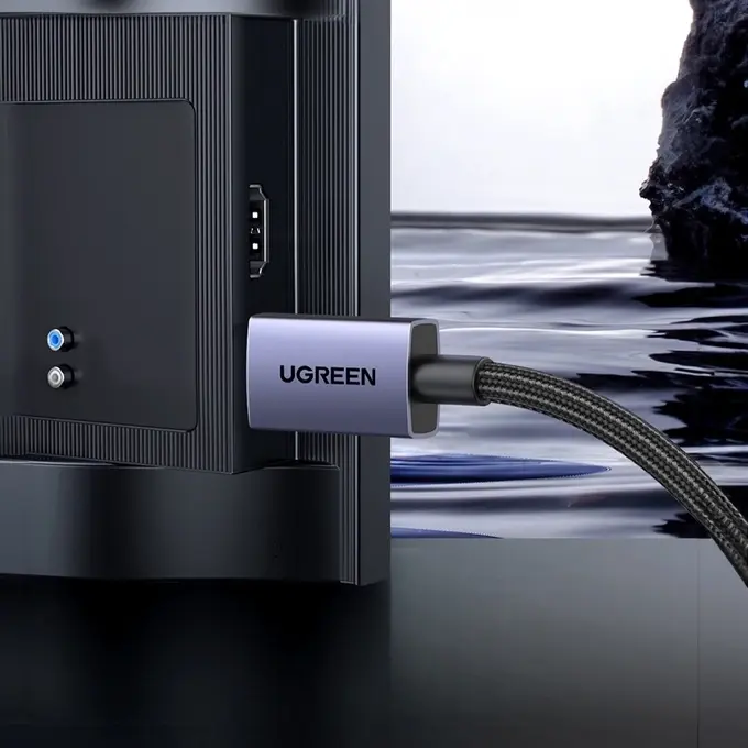 DP118 branché sur un moniteur professionnel — le câble DisplayPort premium pour les setups next-gen 8K@120Hz et 16K
